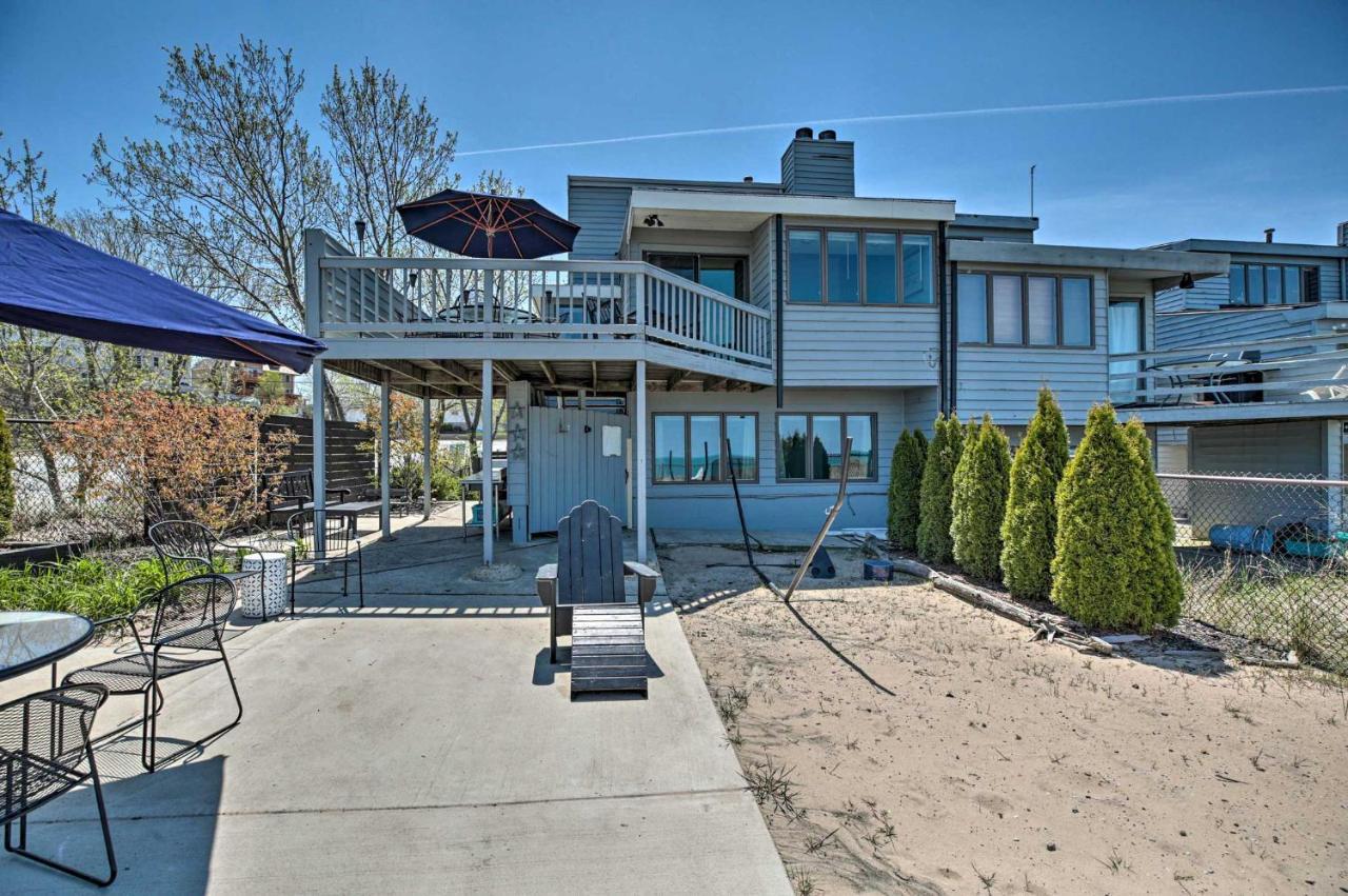 Lakefront Family Retreat With Grill Steps To Beach! Gary Exterior photo